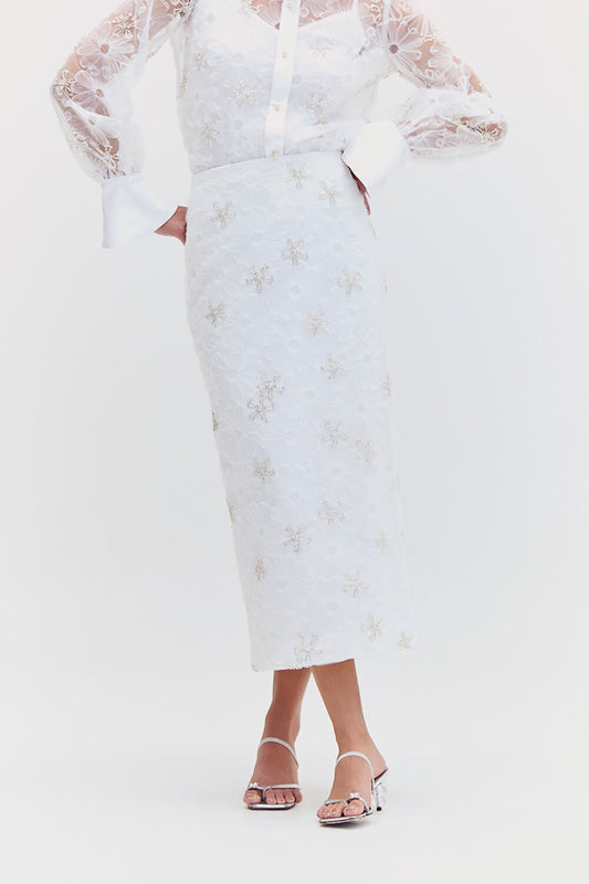 AV25BOSAM29818BR_00034