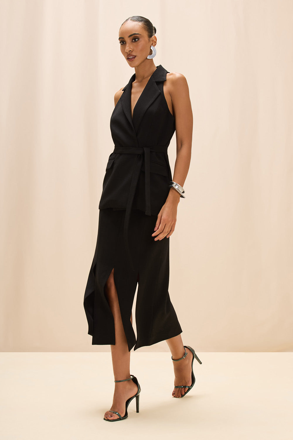 SAIA MIDI DUAL CREPE PRETO