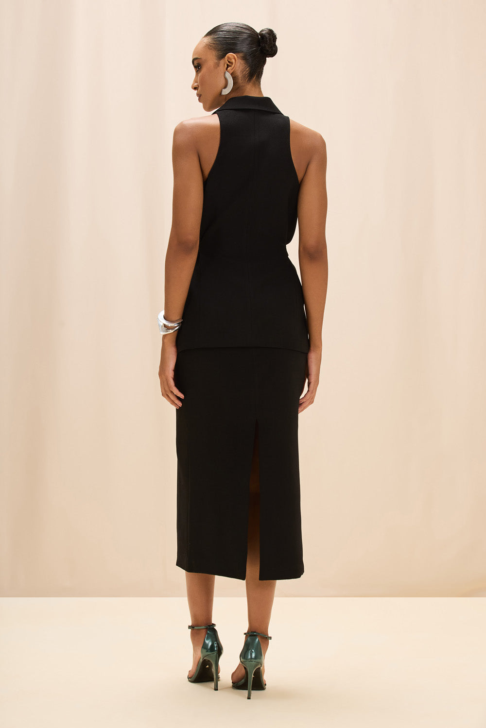 SAIA MIDI DUAL CREPE PRETO
