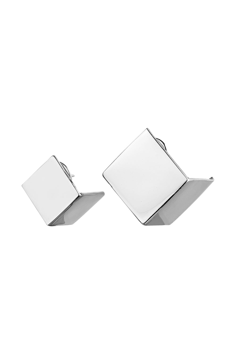 BRINCO CUBOS ASSIMÉTRICO PRATA