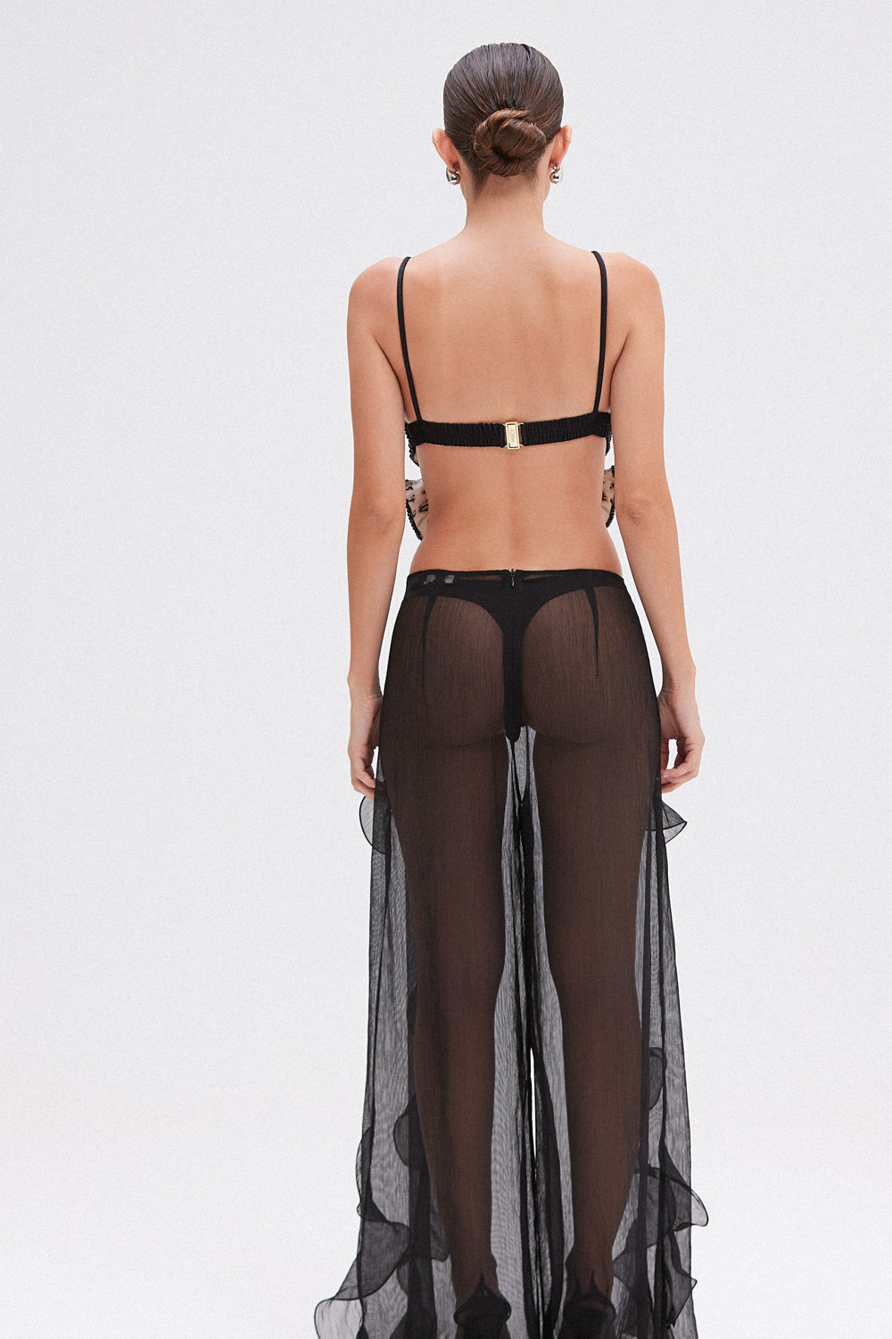 CALÇA AMPLA CHIFFON WONDERLAND PRETO