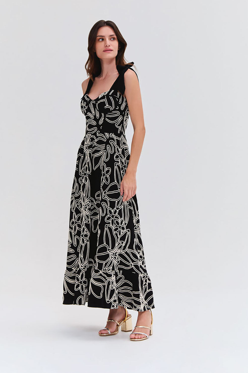 VESTIDO MIDI LINHO ASAS PRETO