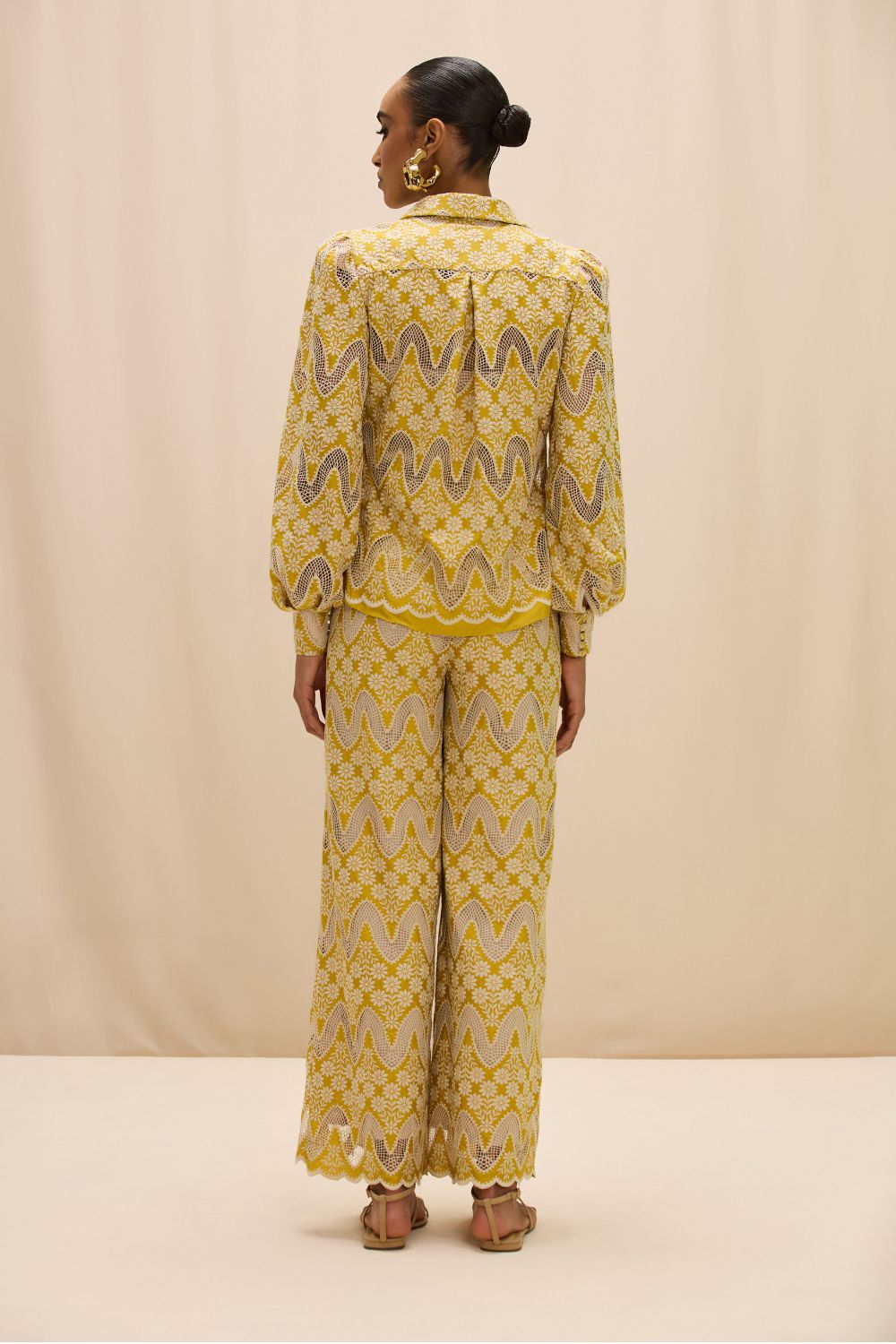 CALÇA LAISE FLORA AMARELO