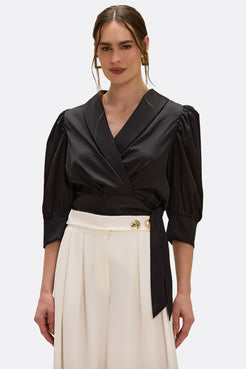 TOP ESSENTIAL PRETO