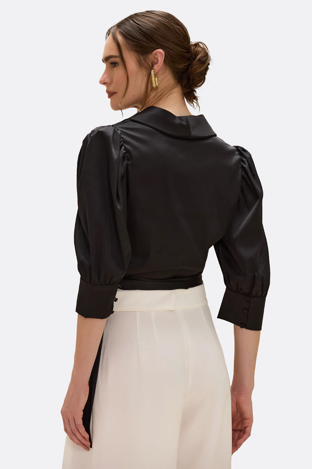 TOP ESSENTIAL PRETO