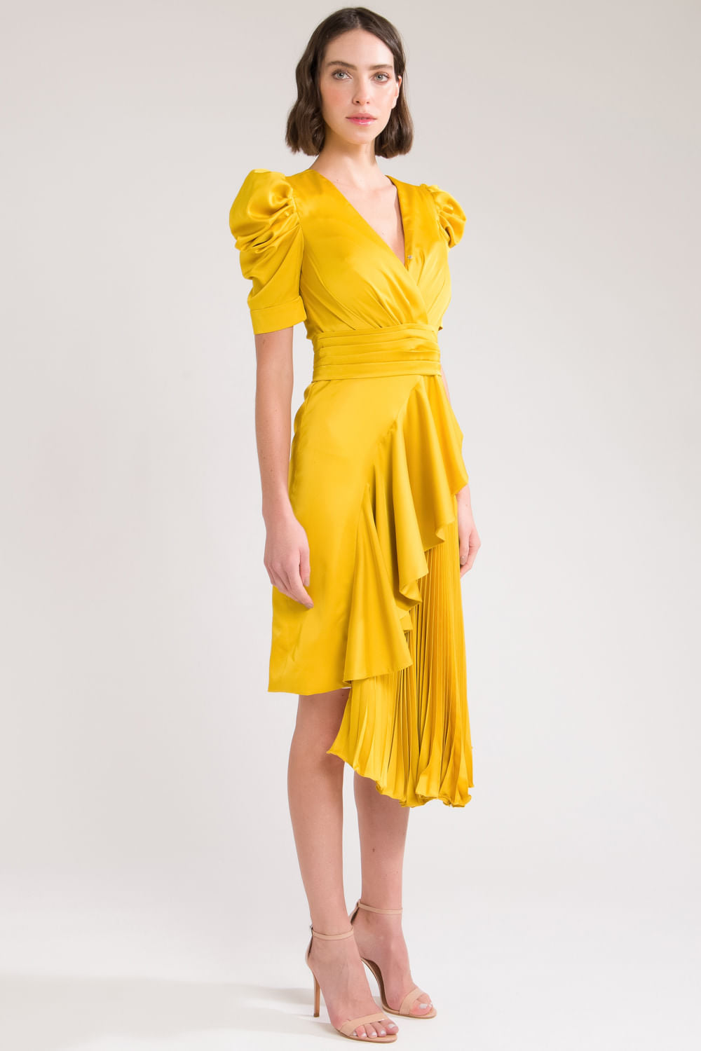VESTIDO CURTO ASSIMÉTRICO AMARELO