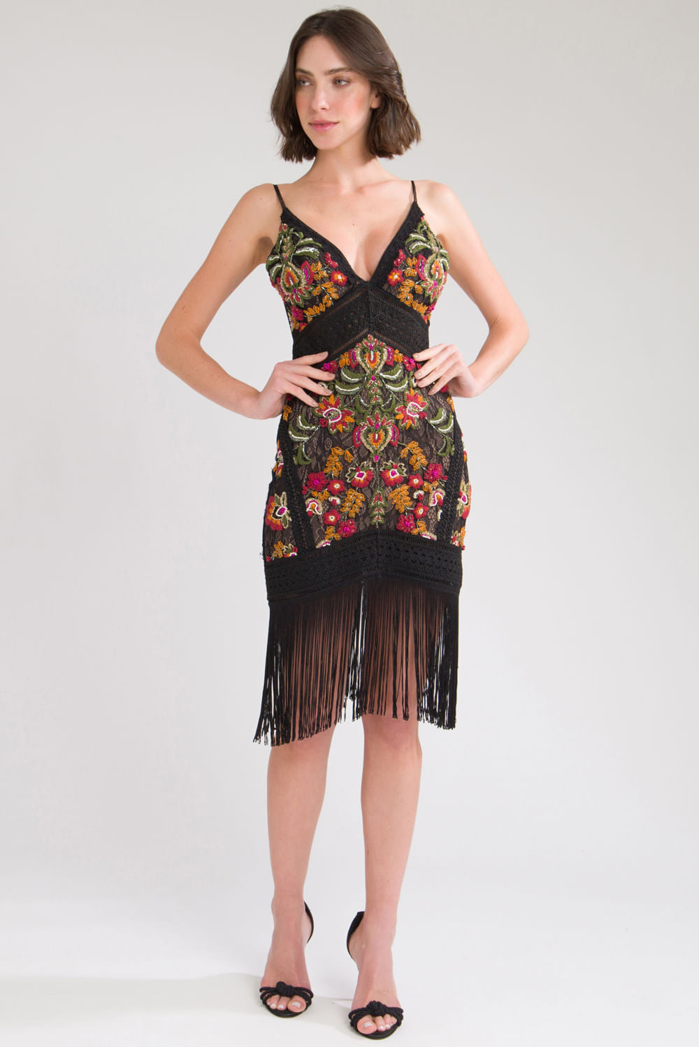 VESTIDO FRANJA BORDADO PRETO