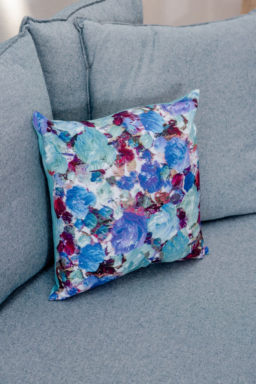 ALMOFADA COTTON FLOWERS AZUL