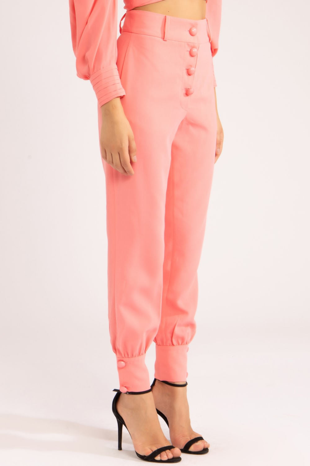 CALÇA BOTÕES SILKY GAIVOTA
SALMAO
