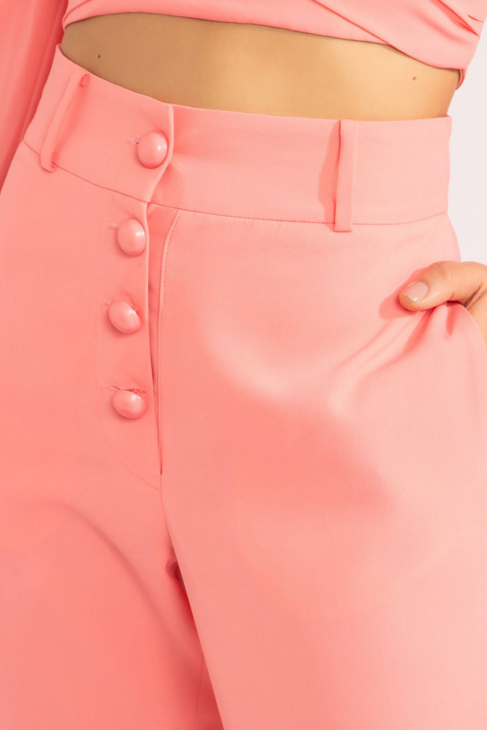 CALÇA BOTÕES SILKY GAIVOTA
SALMAO
