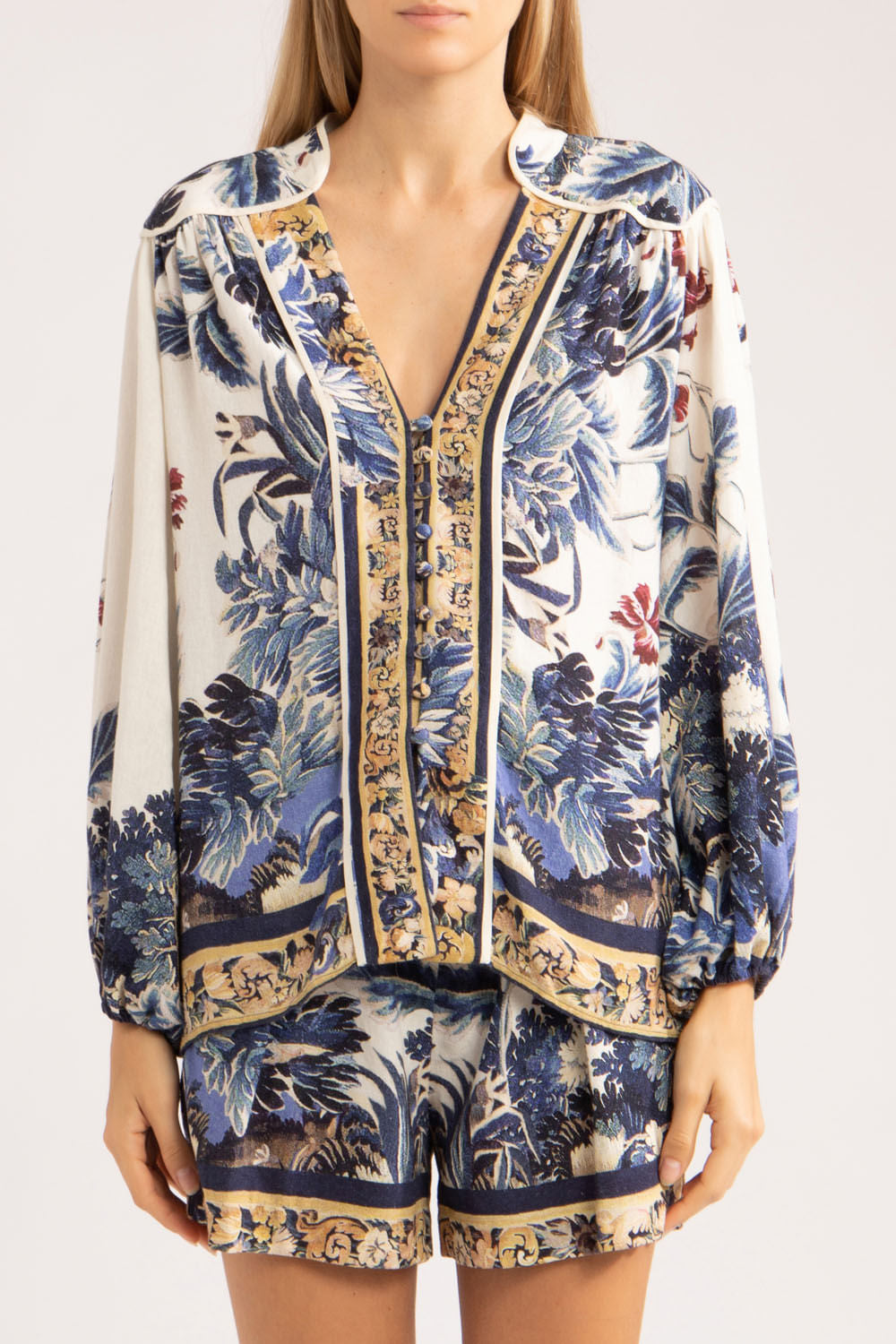 CAMISA AMPLA GILLY FLOWER
OFF WHITE