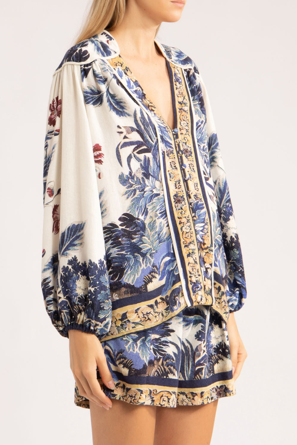 CAMISA AMPLA GILLY FLOWER
OFF WHITE