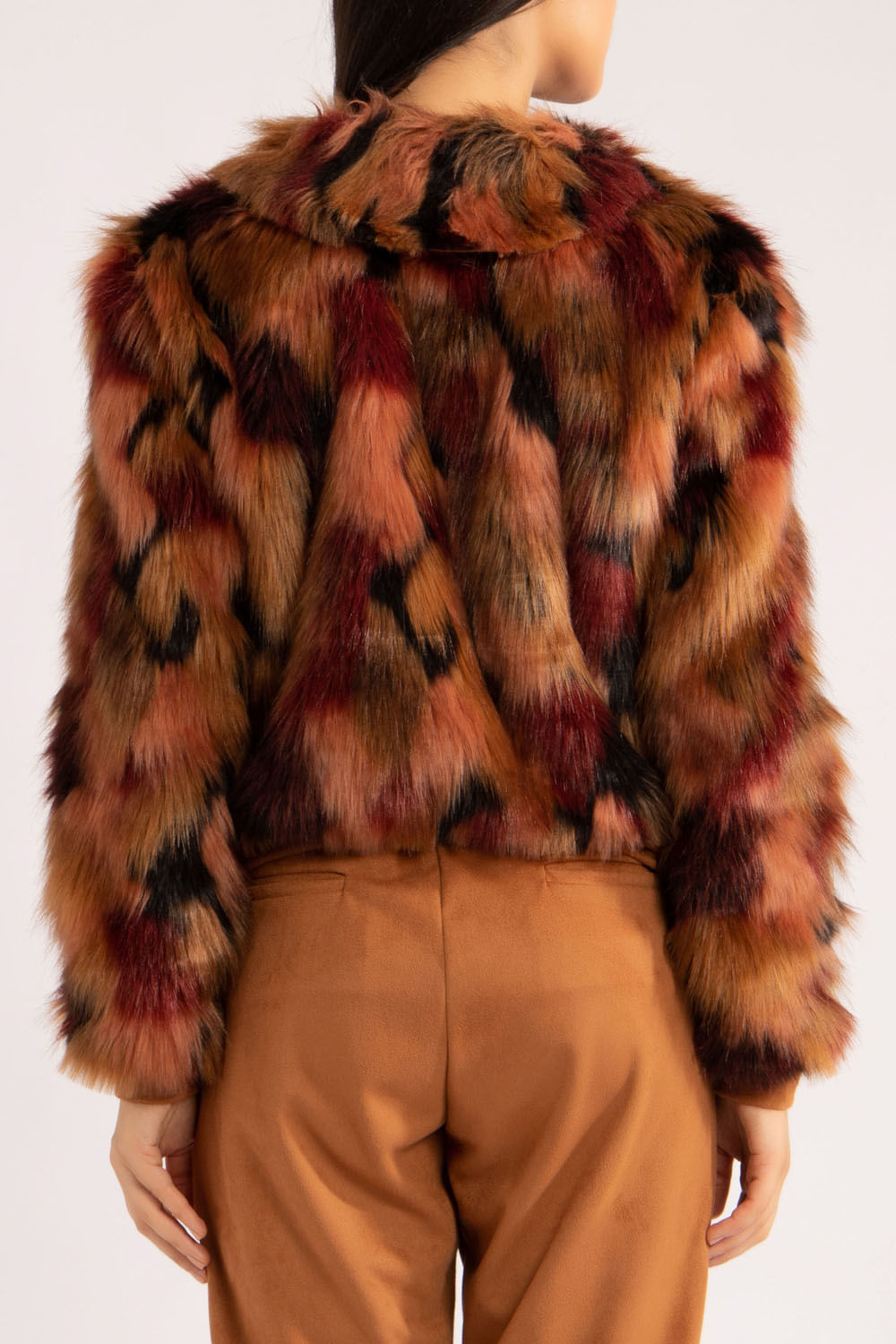 Casaco fur aspen
marrom