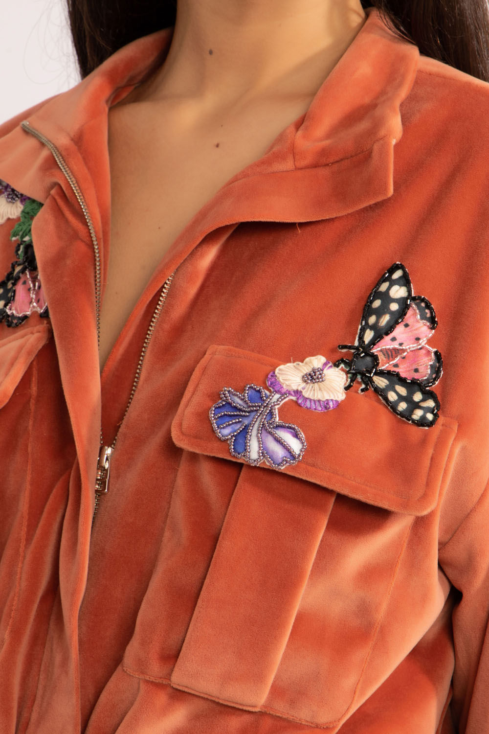 JAQUETA BORDADA VELUDO
ROSE