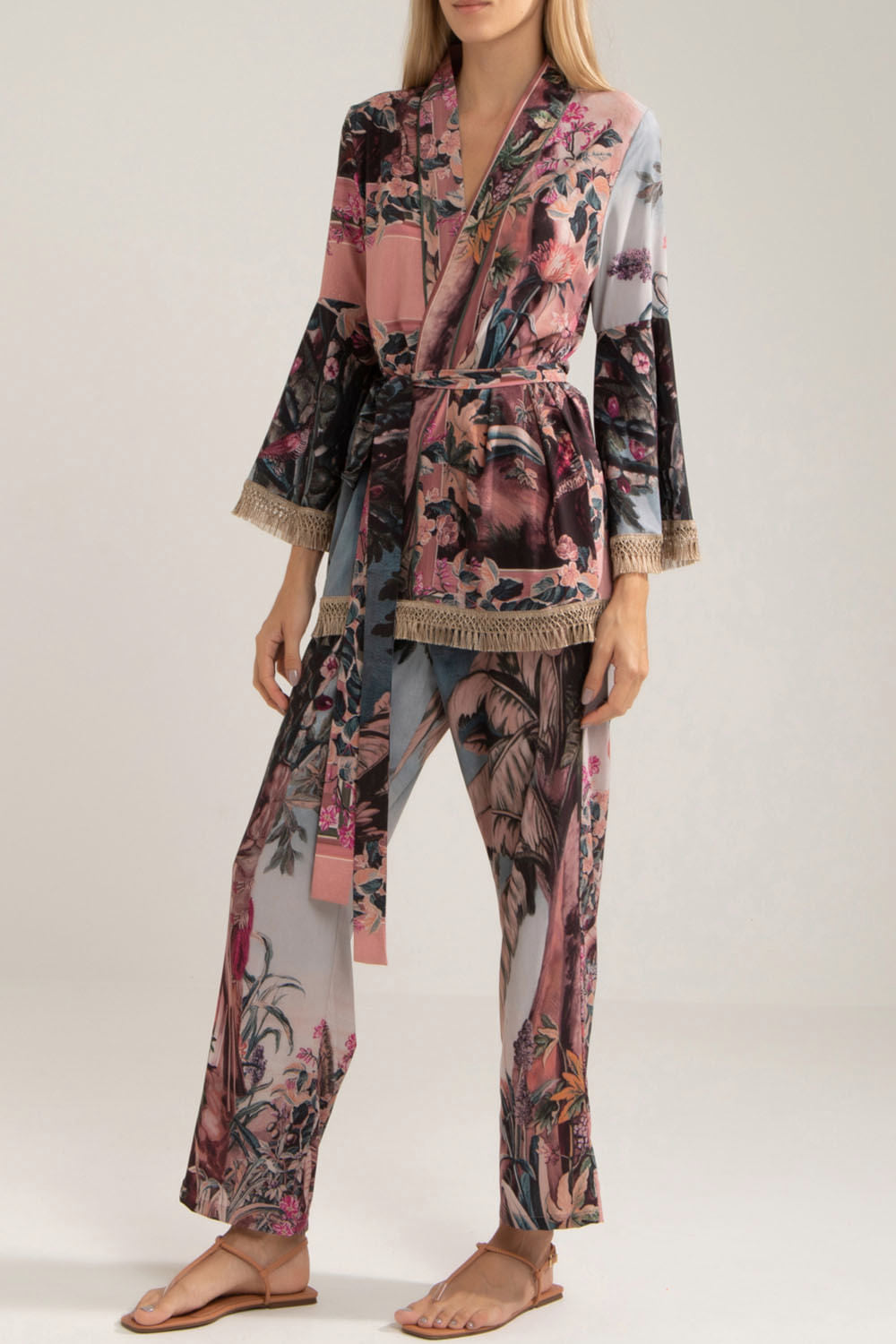PIJAMA LONGO MANGA LONGA COM FRANJAS INVERNO 2021 ROSE