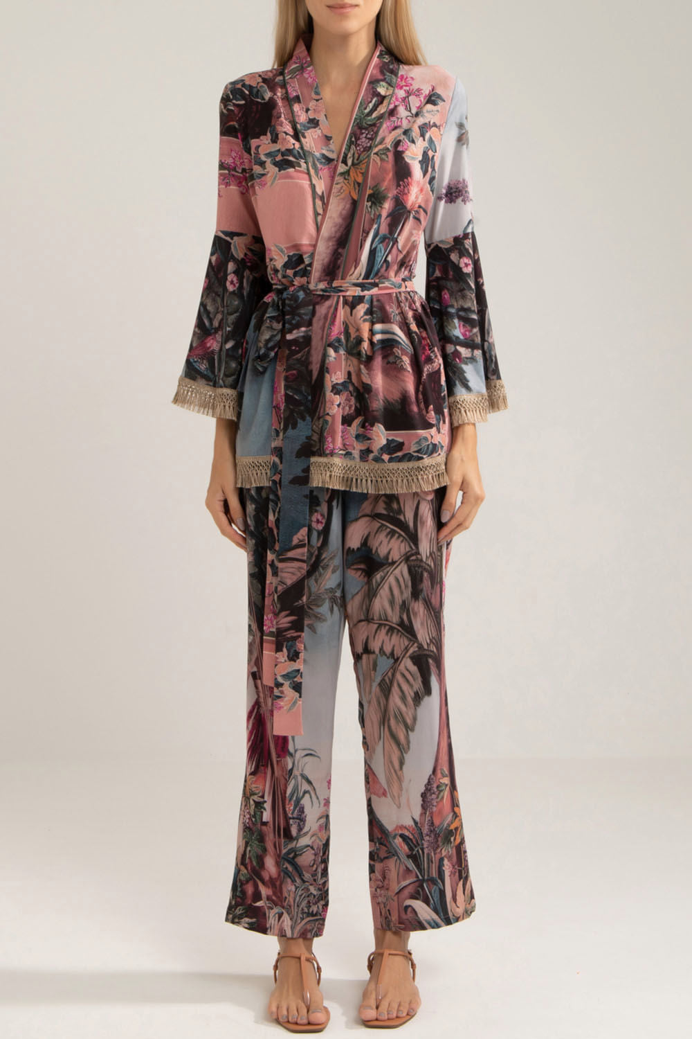 PIJAMA LONGO MANGA LONGA COM FRANJAS INVERNO 2021 ROSE