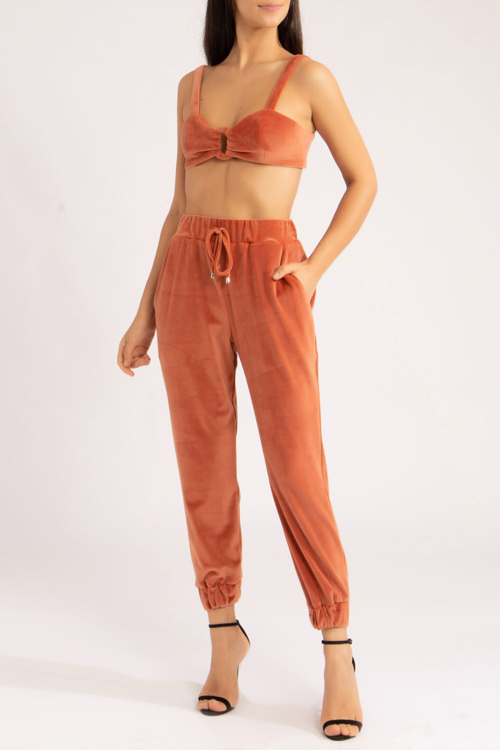 Top argola malha veludo rose