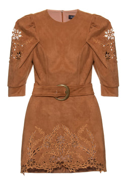 Vestido curto bordado cinto nobu
marrom