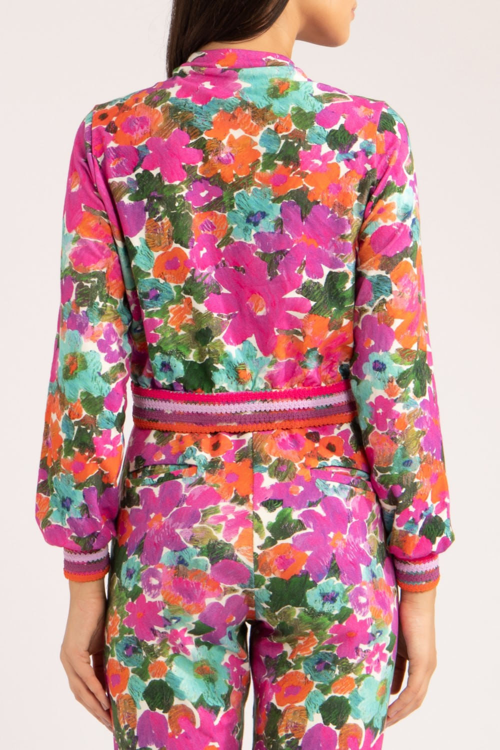 Jaqueta floral gabi
pink