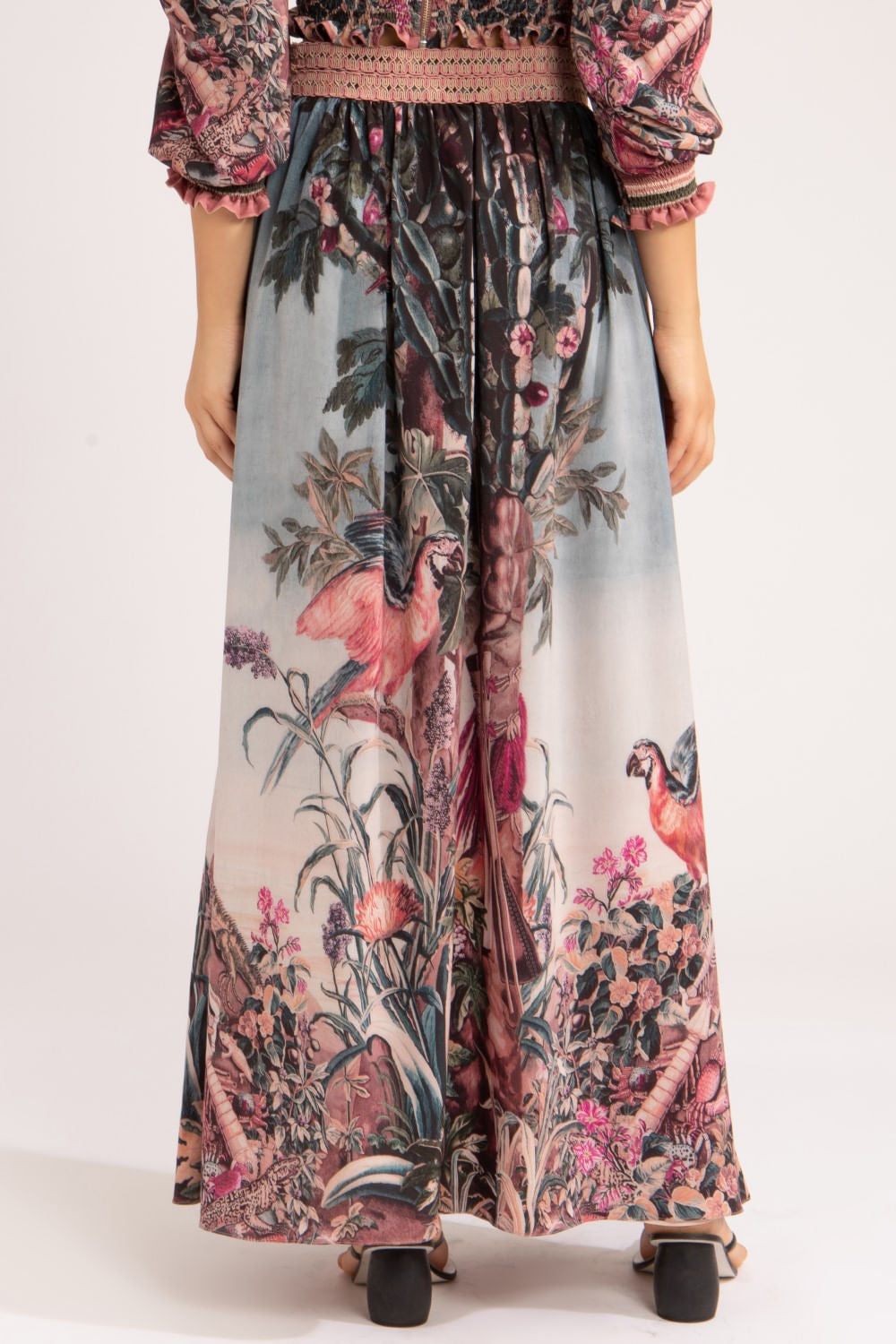 Saia longa vintage macaw
rosa