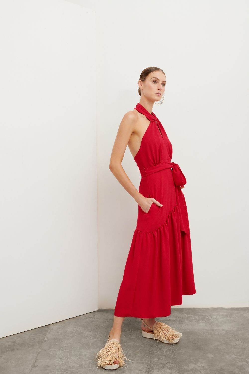 VESTIDO MÍDI BABADO FRENTE ÚNICA VERMELHO