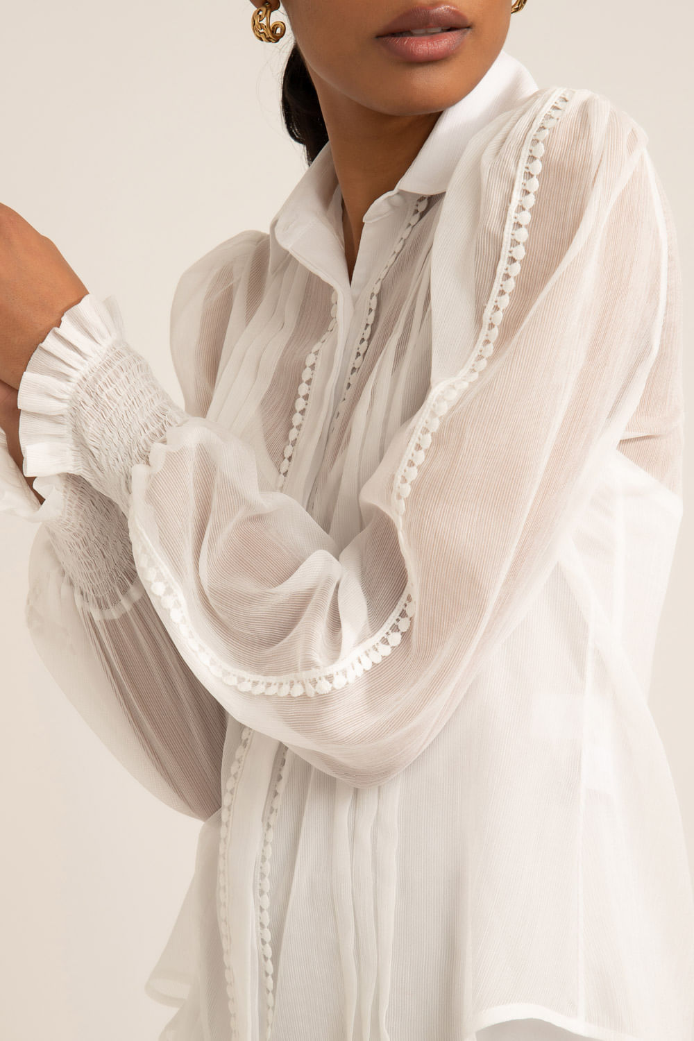 Camisa silky plissê off white