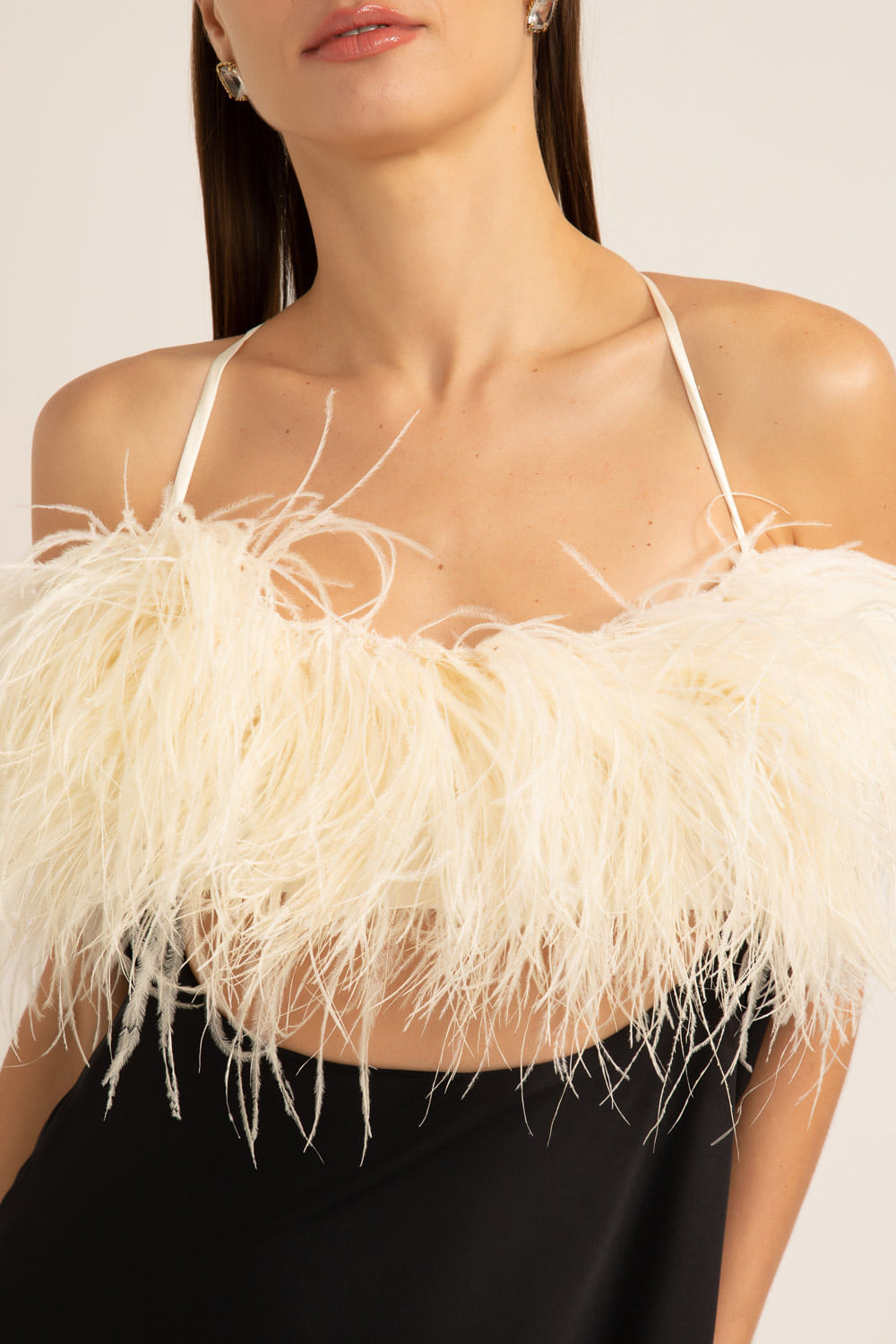 PIJAMA NEW LANVIN PRETO COM PLUMAS NO PEITO PRETO