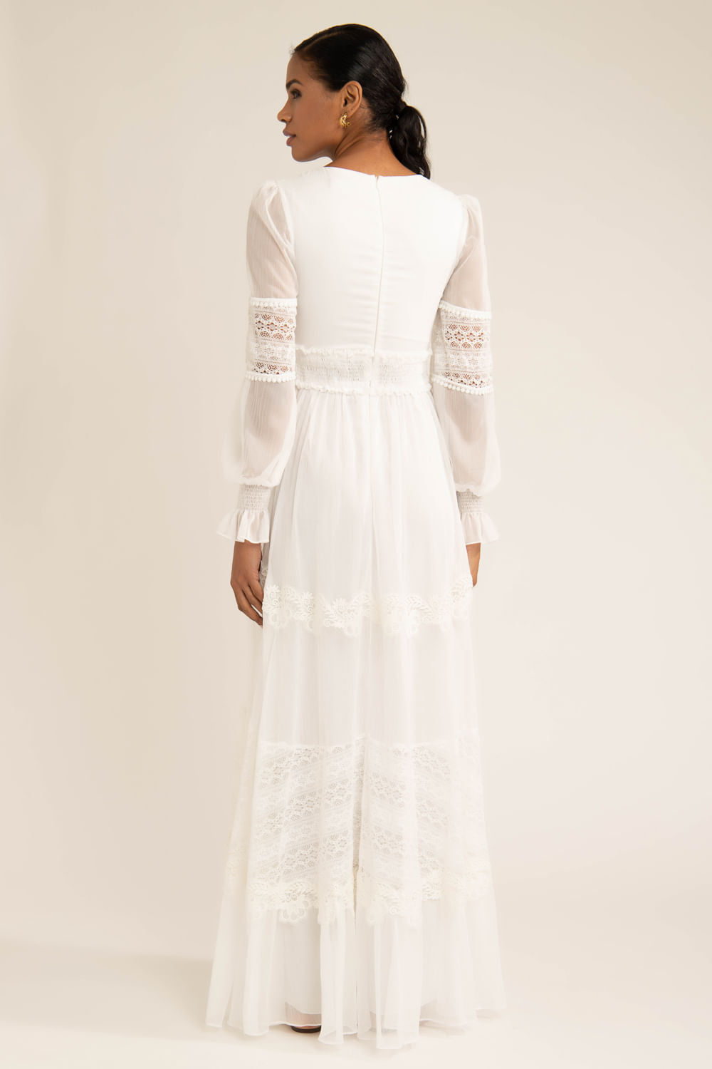 Vestido longo manga renda silky plissê off white