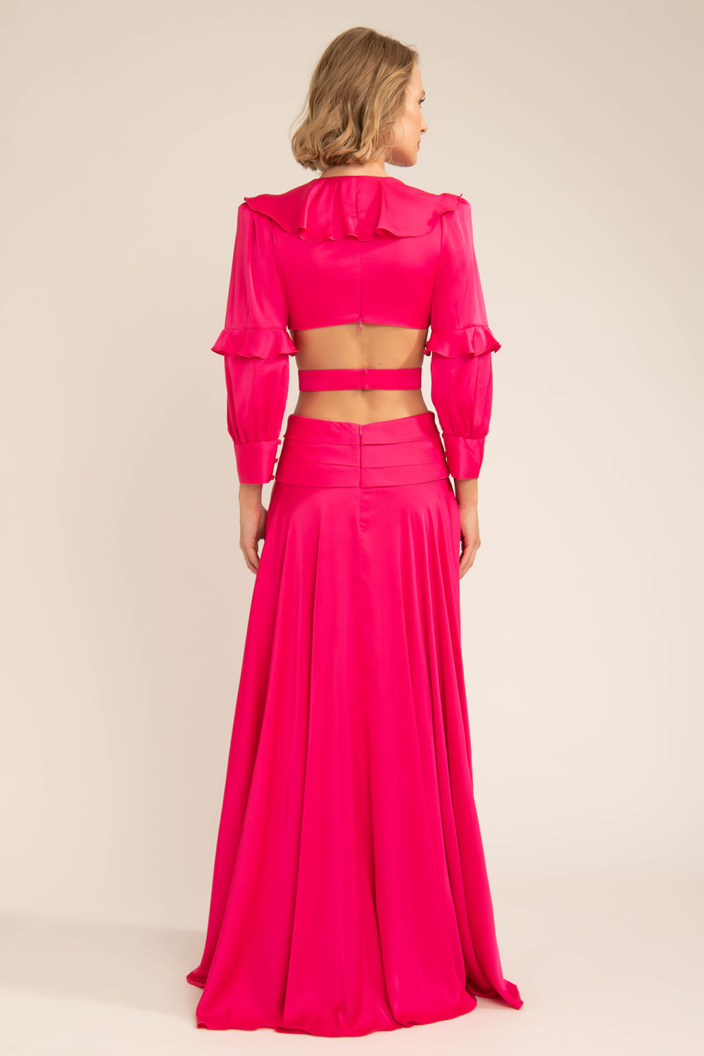 Vestido longo recortes cetim statement pink