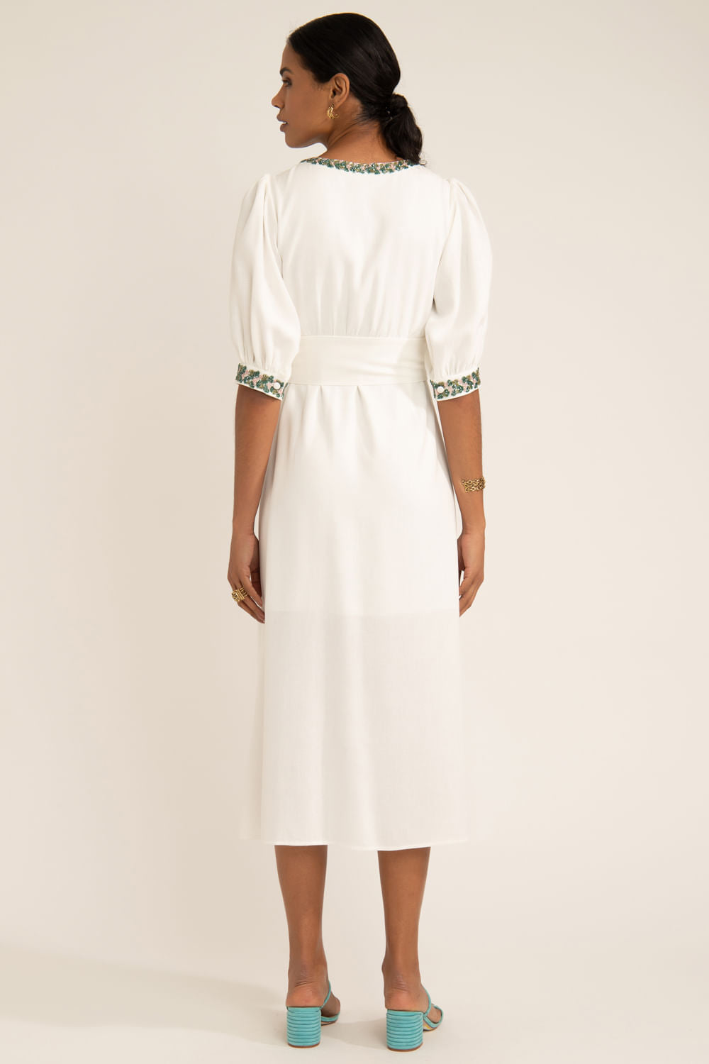 Vestido mídi bordado scape off white