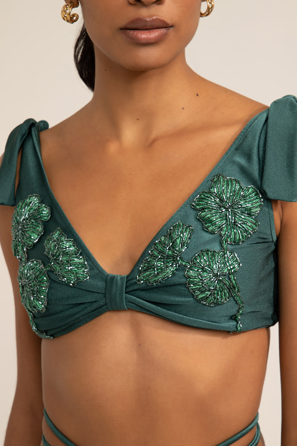 TOP BORDADO ALÇA LAÇO LYCRA STRIPS VERDE