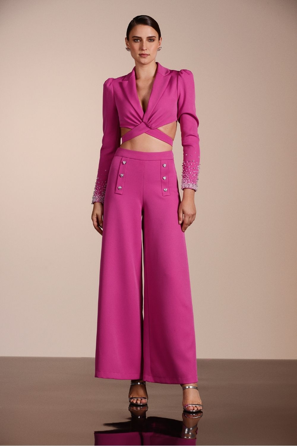 BLAZER CROPPED BORDADO CREPE EDIE FUCSIA