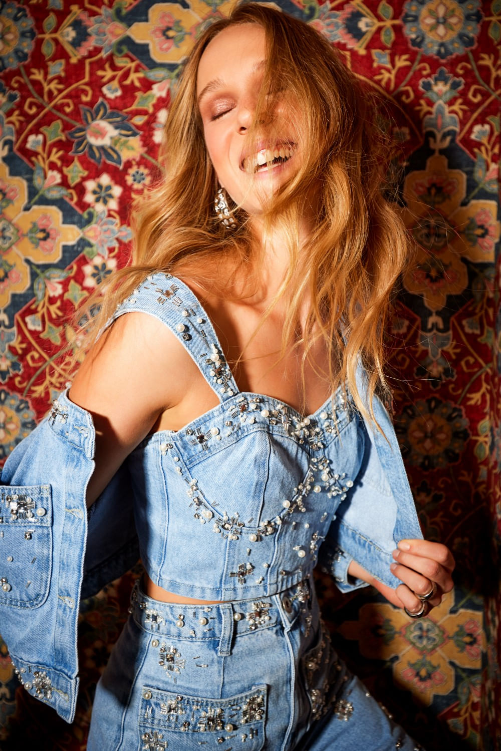 TOP CROPPED BORDADO DENIM VOGEL AZUL JEANS CLARO