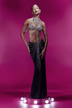 THE CHER LOOK PRETO
