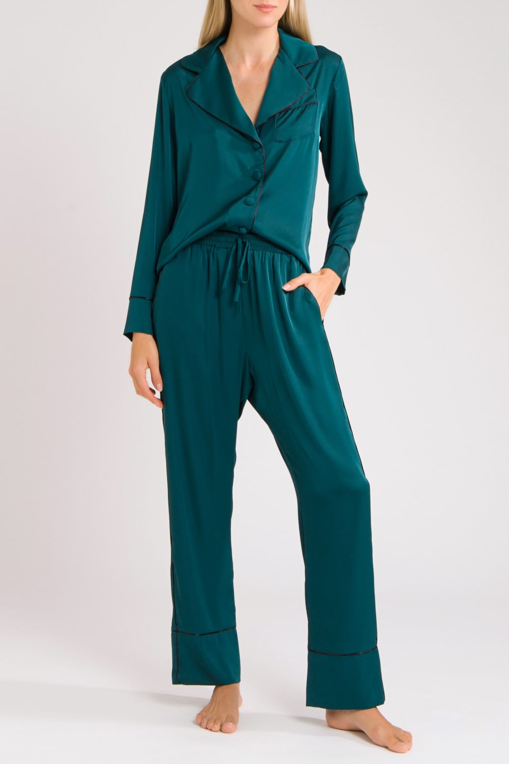 PIJAMA LONGO ACETINADO VERDE
