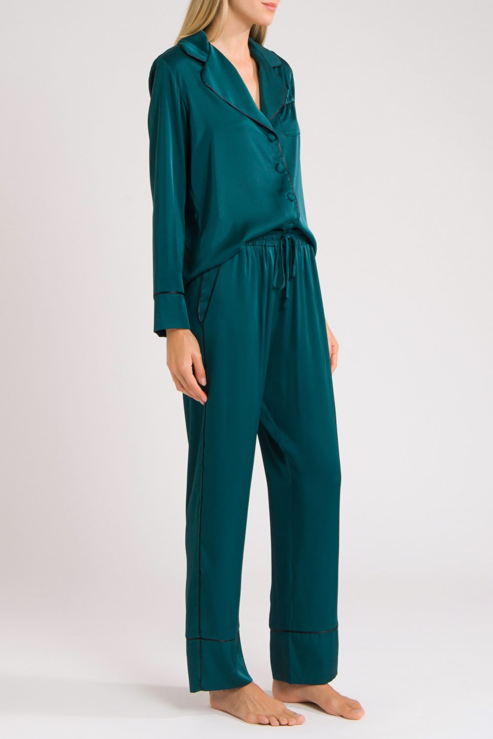 PIJAMA LONGO ACETINADO VERDE