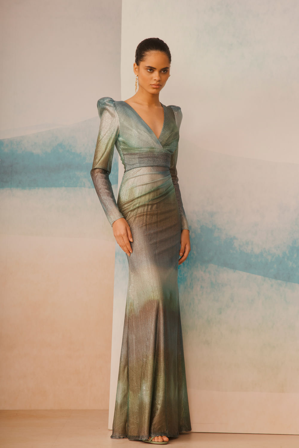 VESTIDO LONGO OMBREIRAS DEGRADÊ LISTRADO VERDE COM AZUL