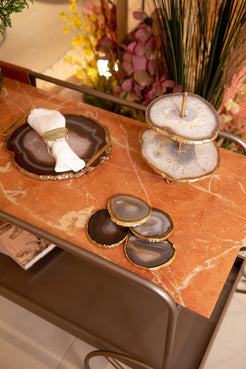 Petit four sweet natural