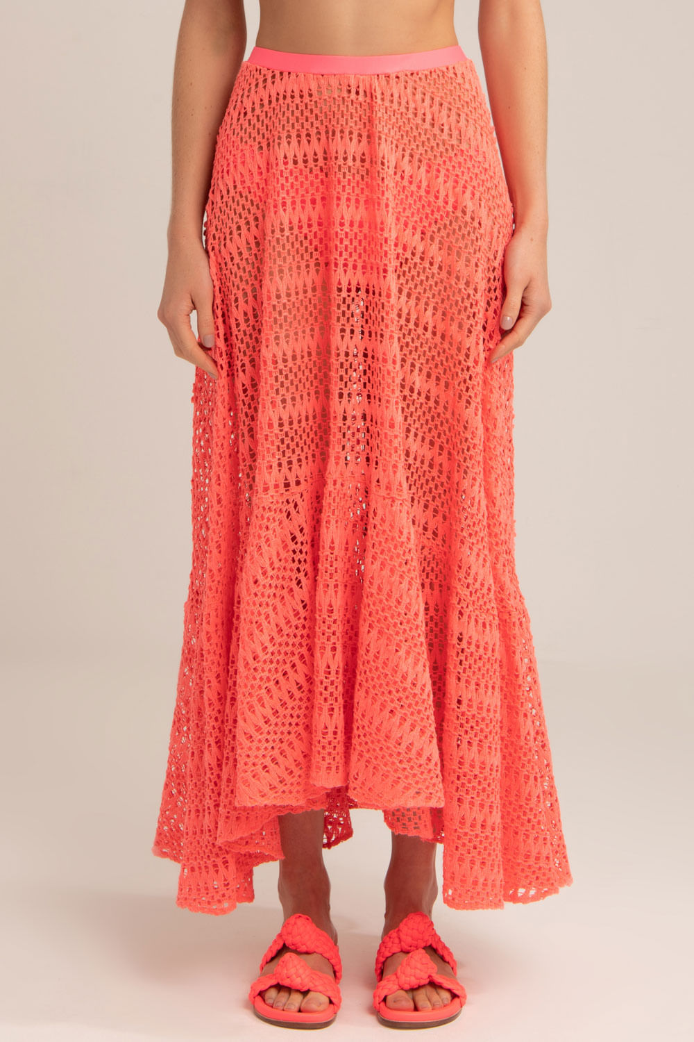 SAIA LONGA ASSIMÉTRICA TELA NEON VIBES CORAL