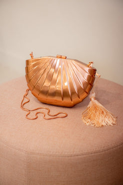 BOLSA CLUTCH METAL CONCHA ROSE