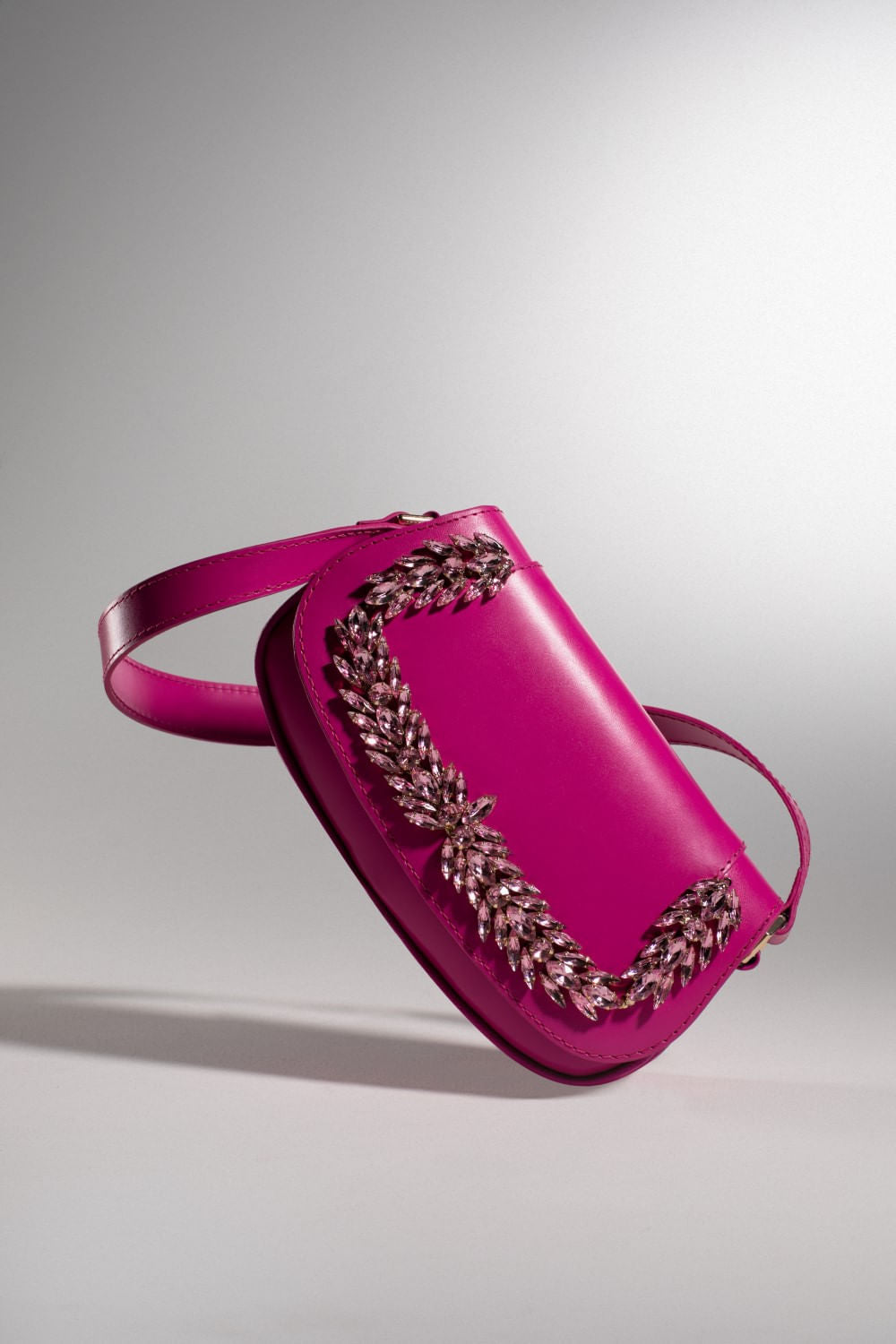 BOLSA TIRACOLO COURO CRISTAL PEQUENA PINK