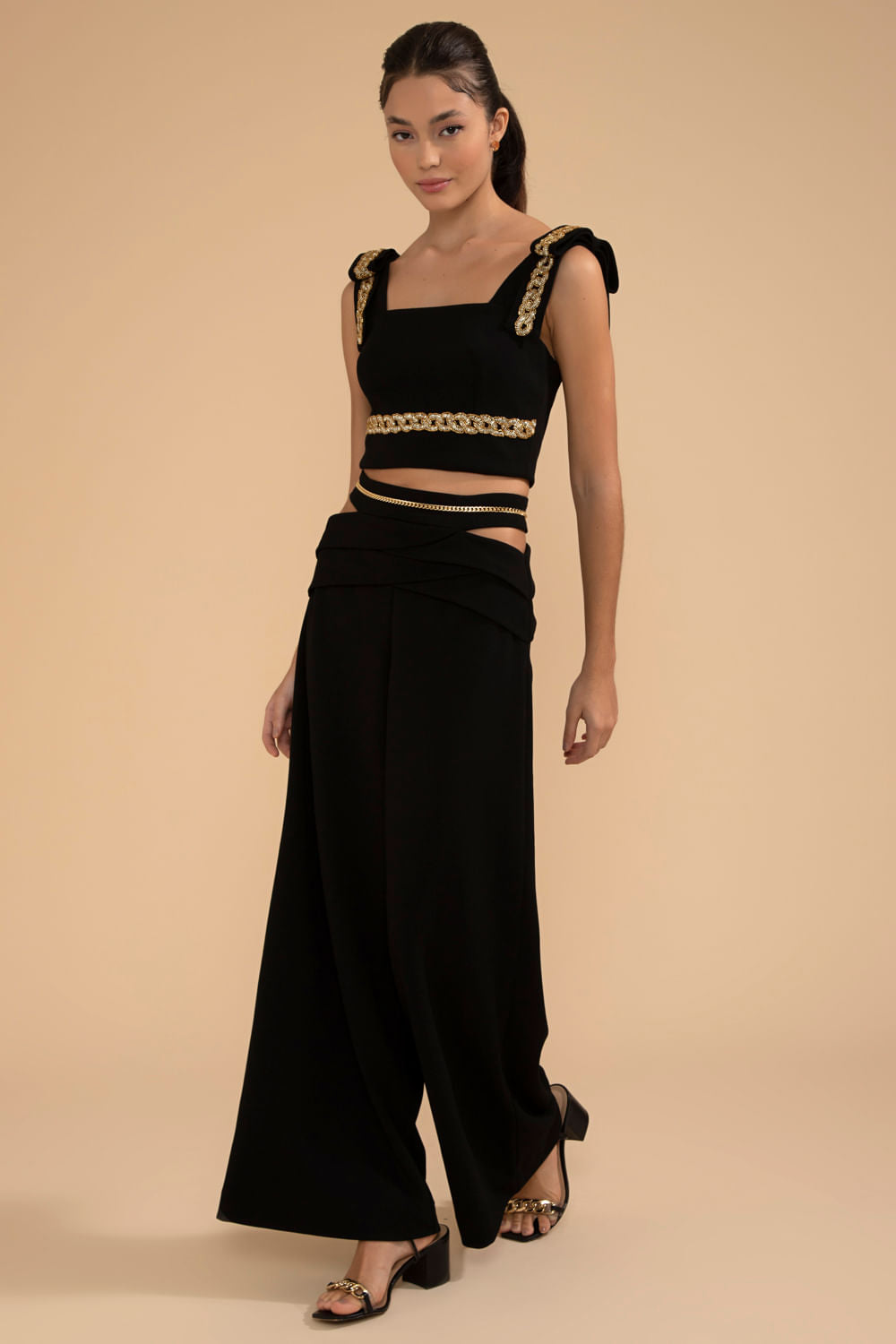TOP CROPPED ENTREMEIO CREPE CHAIN PRETO