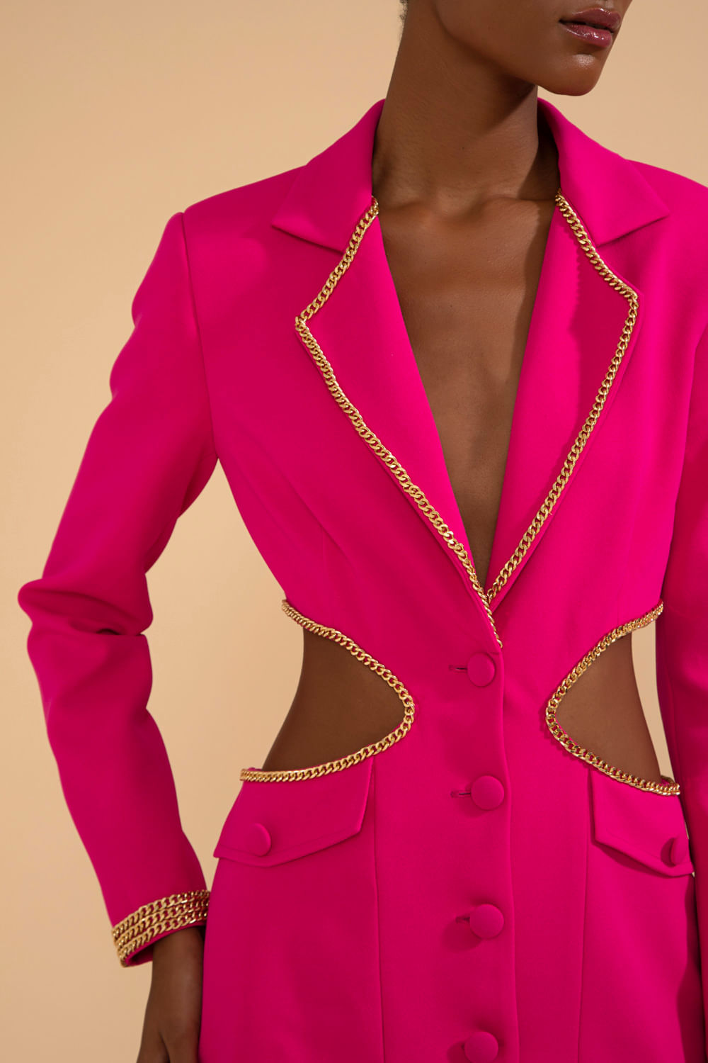 VESTIDO CURTO BLAZER CORRENTE RECORTES CREPE CHAIN PINK