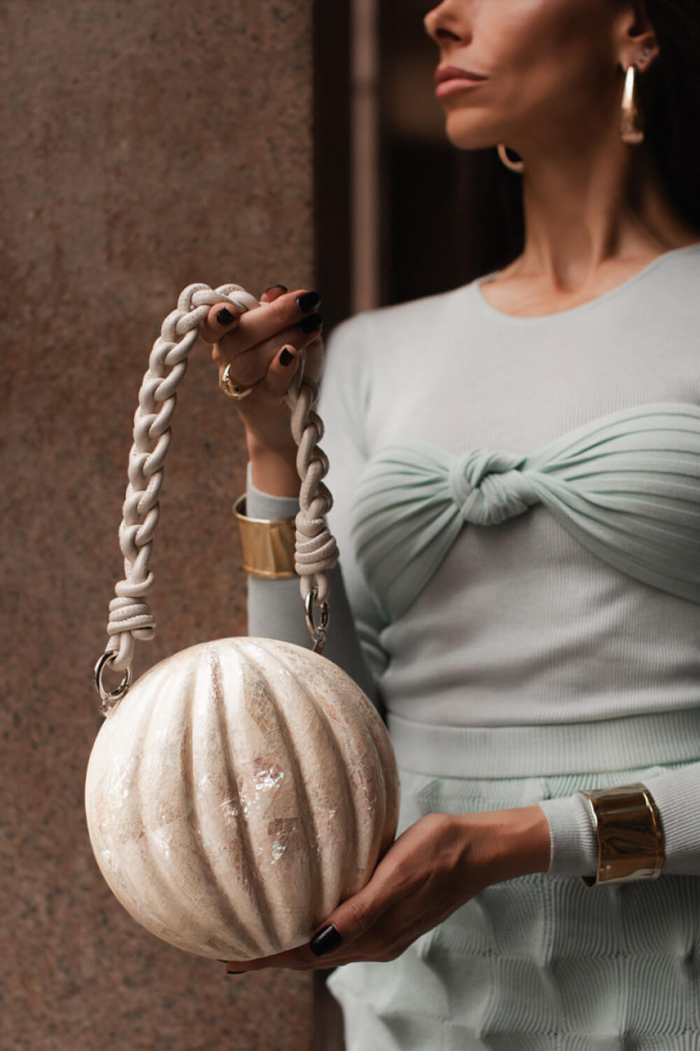 BOLSA CLUTCH MADREPÉROLA ESFERA MADRECLARA