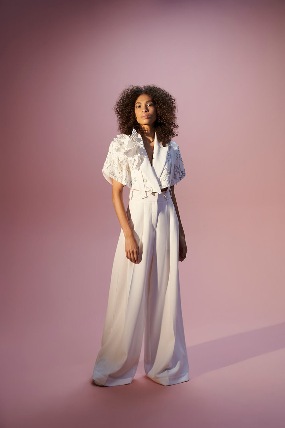 Top blazer bordado nature crepe off white