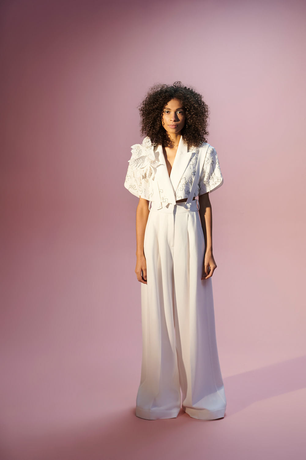Top blazer bordado nature crepe off white
