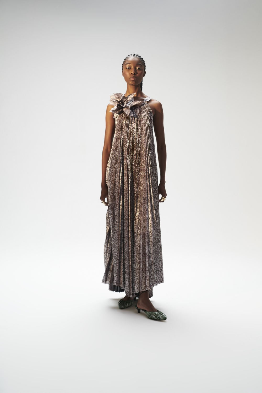 VESTIDO LONGO PLISSADO TULE ZOE UVA