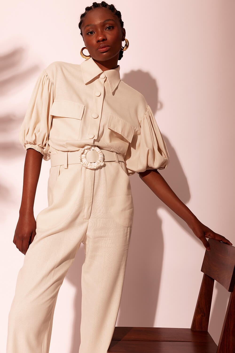 MACACÃO BOLSOS LINHO NATURAL REFRESH BEGE