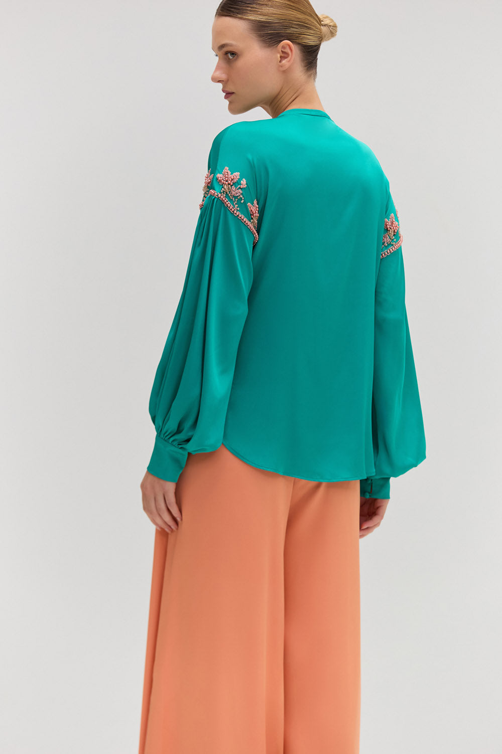 V25BOBLU30294BR_00252