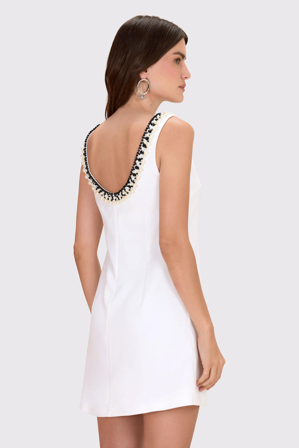 VESTIDO CURTO CREPE DAMA OFF WHITE